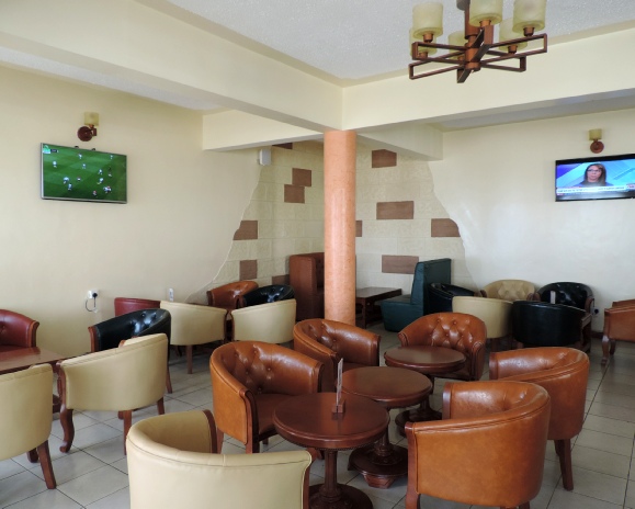 The Oak Pub – Meru Slopes Hotel